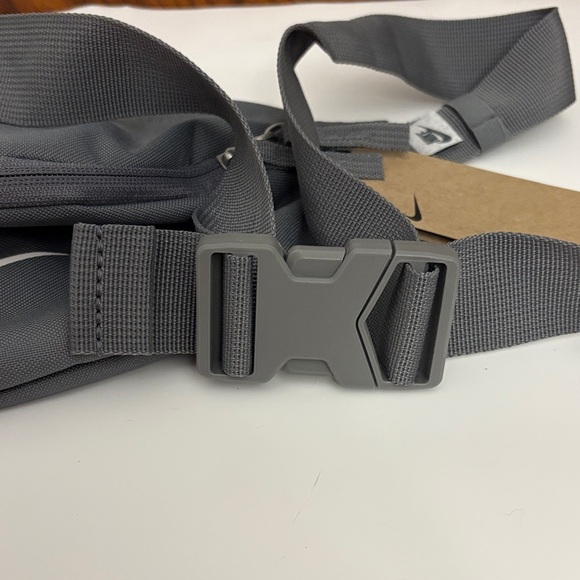 Nike Heritage Waistpack in a charcoal grey colorway. - Picture 3 of 6